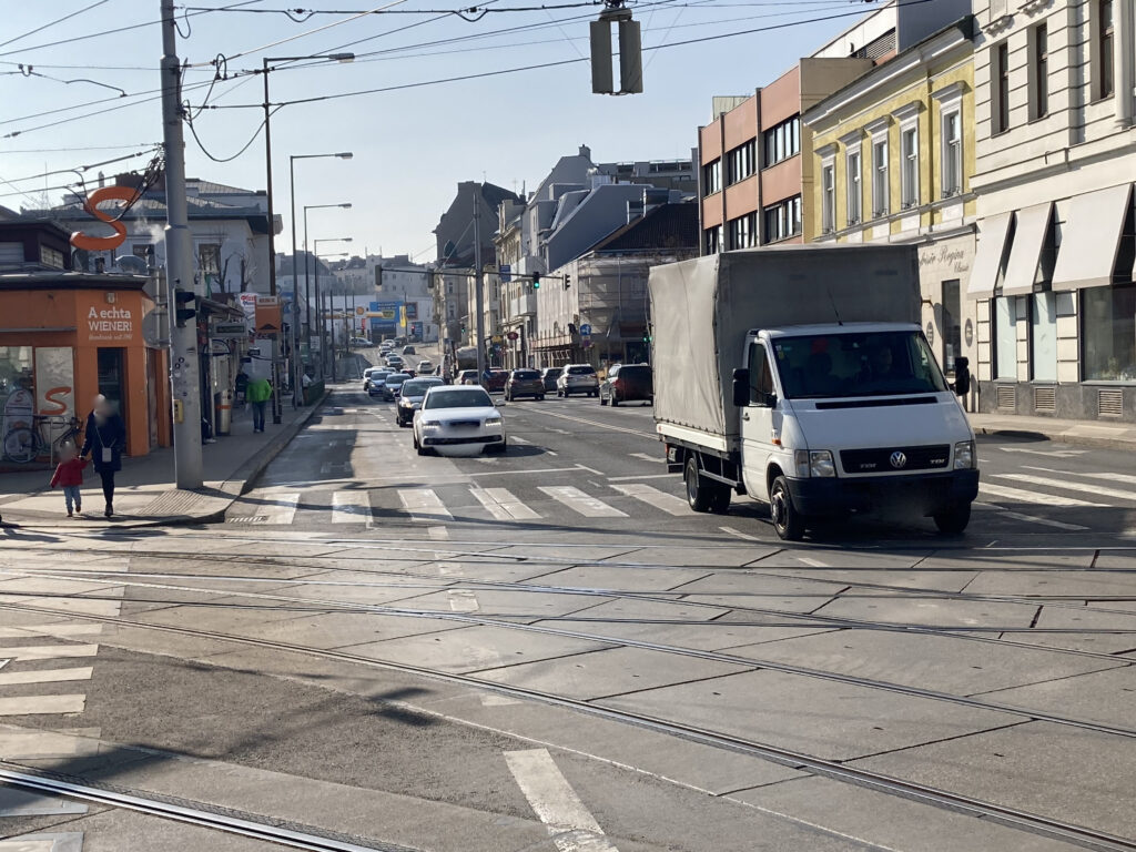 Gersthofer Platzl AUTOBAHN