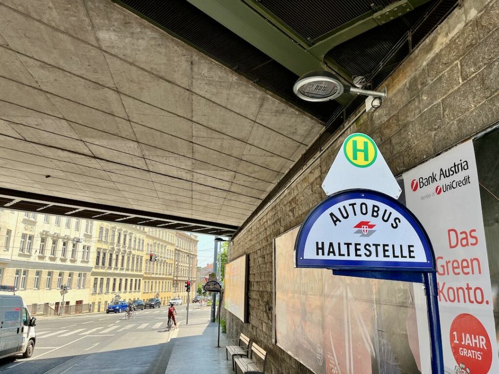 neue Haltestelle 42a