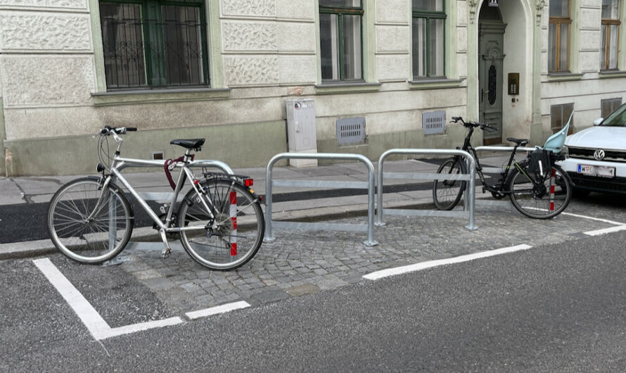 Viele neue Radbügel in Währing