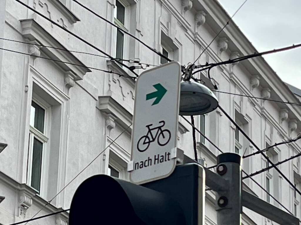 Abbiegen bei Rot - Rechts
