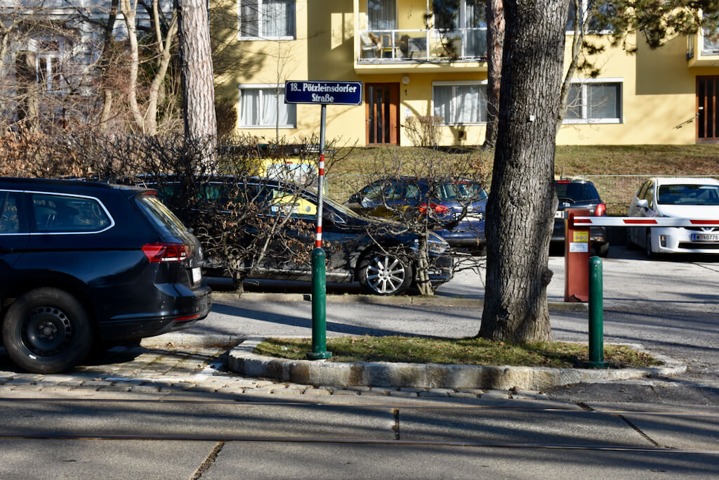 Pötzleinsdorf1 Poller