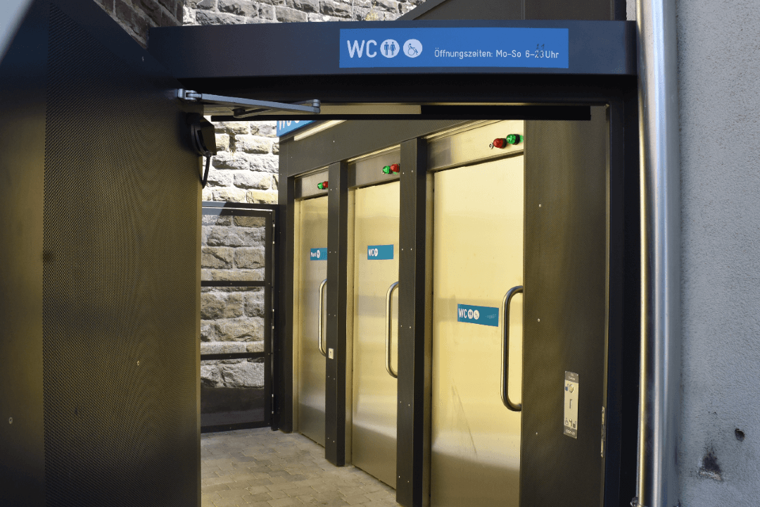 WC Gersthofer Platzl Eingang