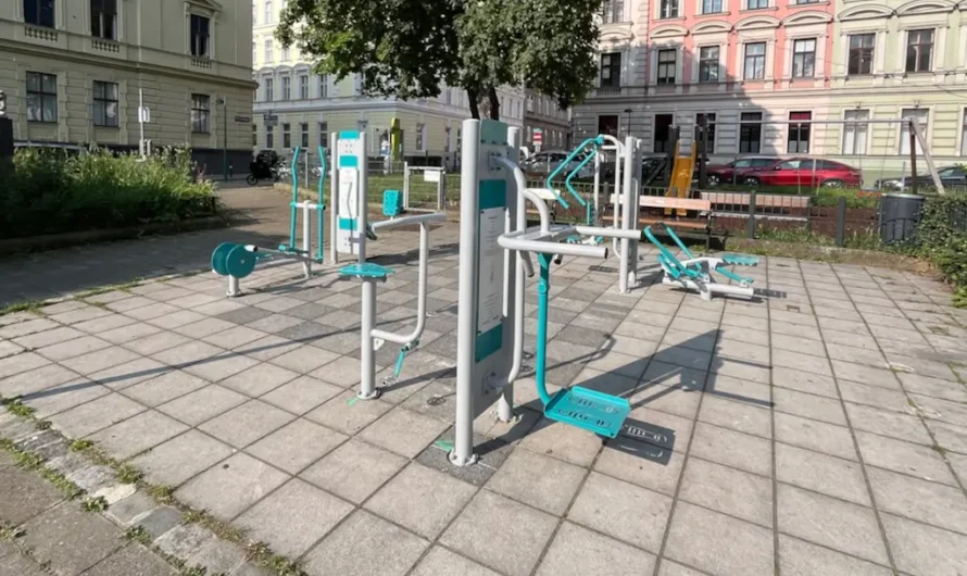 Neue Sportgeräte im Vilma-Degischer-Park